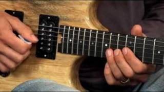 50 Rock Guitar Licks You MUST Know - Lick #5: Panamaniac - Chris Buono