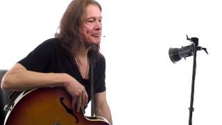 Robben Ford Q&A #2 - Picking Techniques