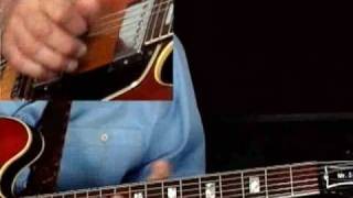 Blues Guitar Lesson - Larry Carlton - 335 Blues - More Motifs