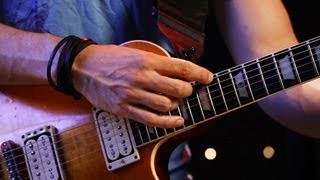 How to Play Pinch Harmonics | Heavy Metal Guitar